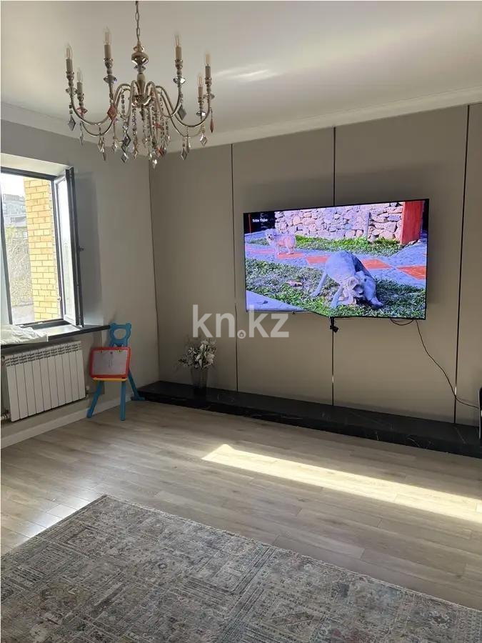 Продажа 4-комнатной квартиры, 140 м² в Караганде