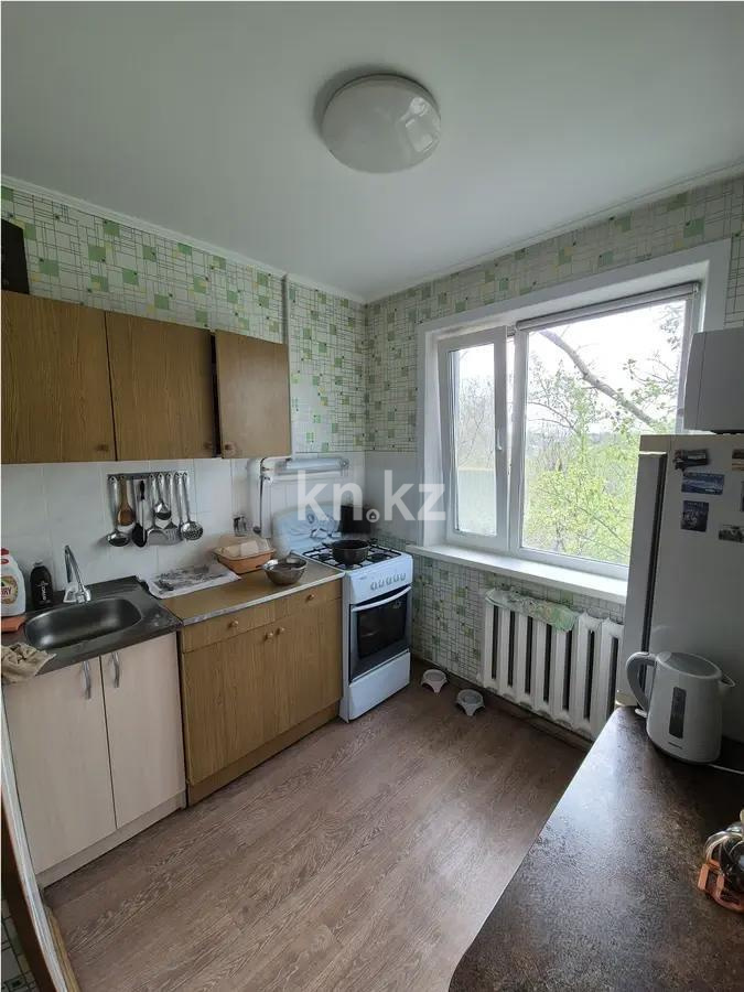 Продажа 4-комнатной квартиры, 61 м², мкр-н 17, дом  37 в Караганде - фото 5