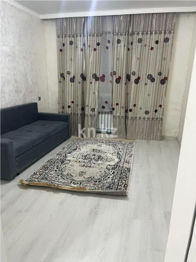 Продажа 3-комнатной квартиры, 70 м², ул. Толе би, дом  285/8 в Алматы - фото 2