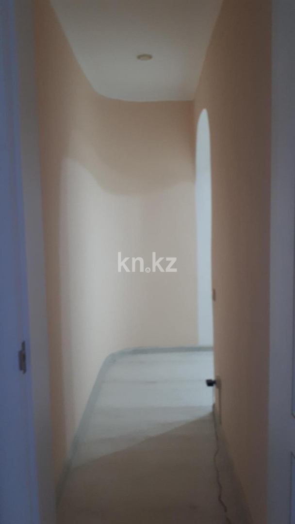 Продажа 5-комнатной квартиры, 119 м², ул. Аманжолова, дом  69 в Караганде - фото 13