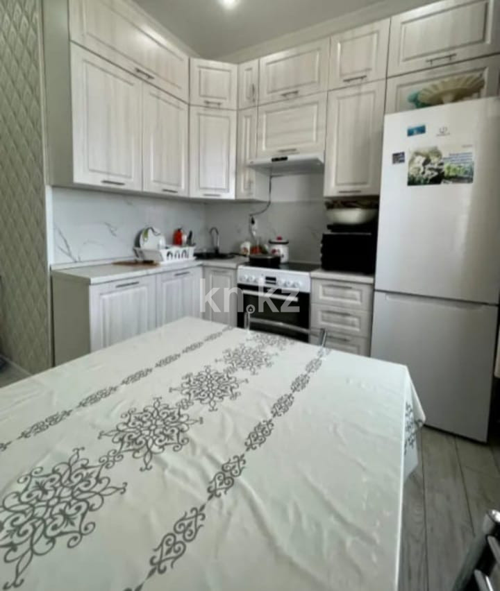 Продажа 3-комнатной квартиры, 76 м², ул. Дюсембекова, дом  44/2 в Караганде - фото 7