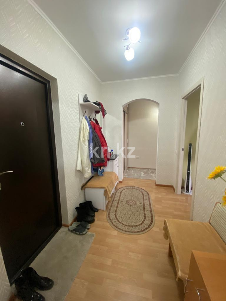 Продажа 2-комнатной квартиры, 52 м², ул. Язева в Караганде - фото 11