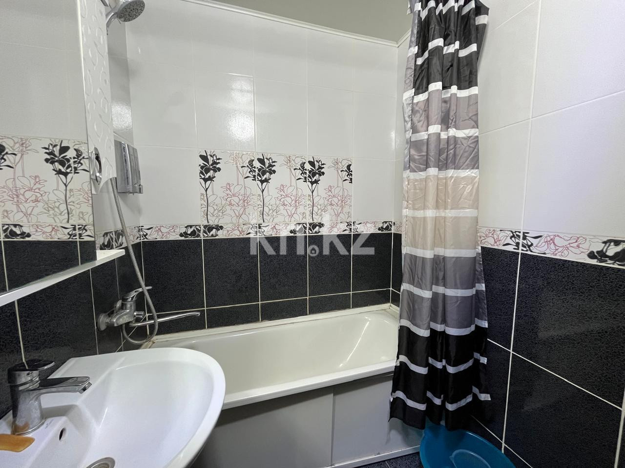 Продажа 4-комнатной квартиры, 80 м², пр. Шахтеров в Караганде - фото 13