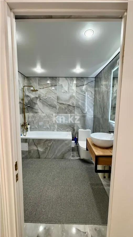 Продажа 5-комнатной квартиры, 190 м², ул. Аныракай, дом  1а в Астане - фото 7