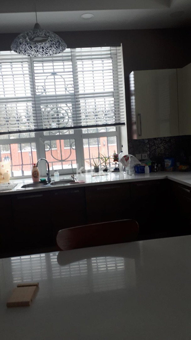 Продажа 6-комнатного дома, 644 м², ул. Сейткулова в Караганде - фото 3