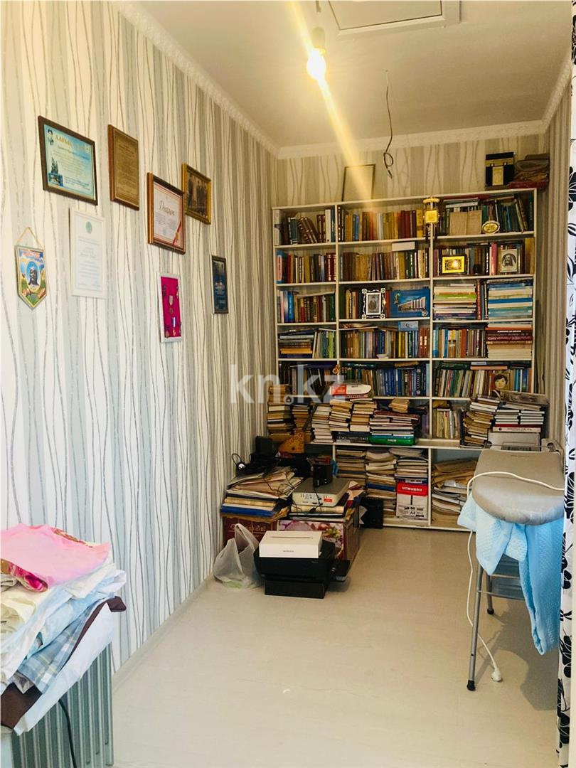 Продажа 6-комнатного дома, 245 м², ул. Турекулова в Караганде - фото 8