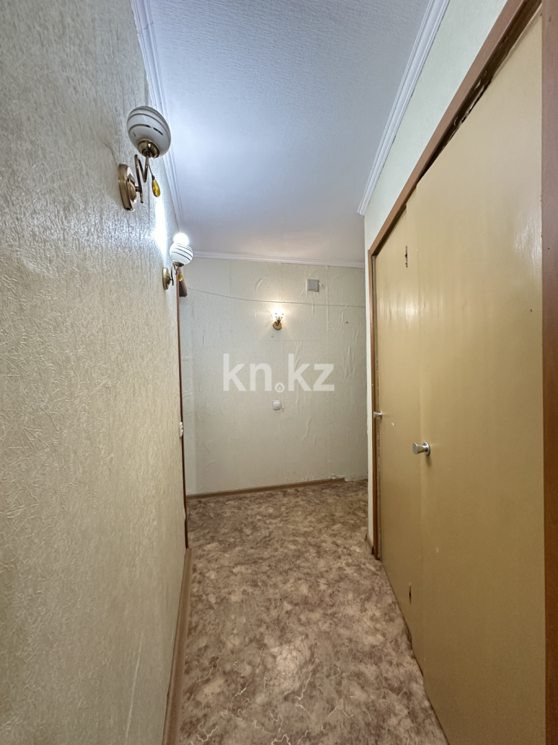 Продажа 2-комнатной квартиры, 45.8 м², ул. Аманжолова, дом  17 в Караганде - фото 18