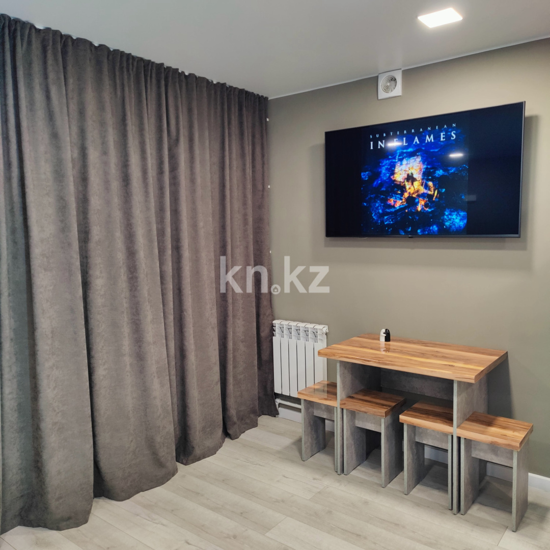 Аренда 1-комнатной квартиры посуточно, 35 м², ул. Гапеева, дом  6 в Караганде - фото 3