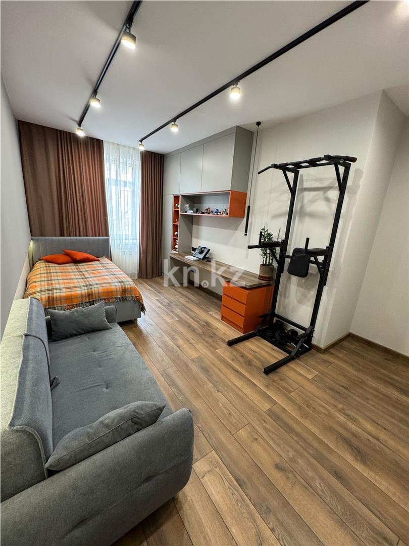 Продажа 4-комнатной квартиры, 142 м² в Караганде - фото 20