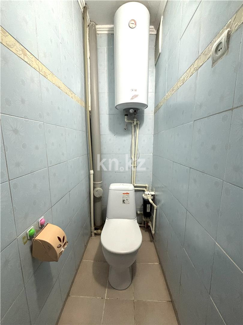 Продажа 3-комнатной квартиры, 61 м², ул. Крылова в Караганде - фото 9