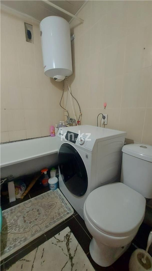 Продажа 2-комнатной квартиры, 47 м², мкр-н 12 в Караганде - фото 9