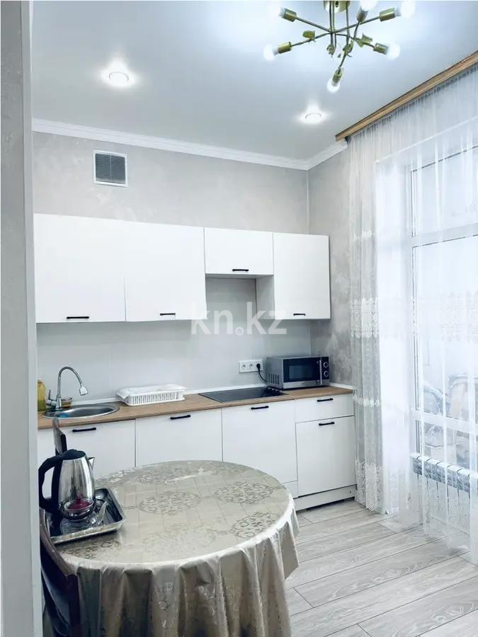 Продажа 1-комнатной квартиры, 41 м², ул. Орынбор, дом  13 в Астане - фото 3