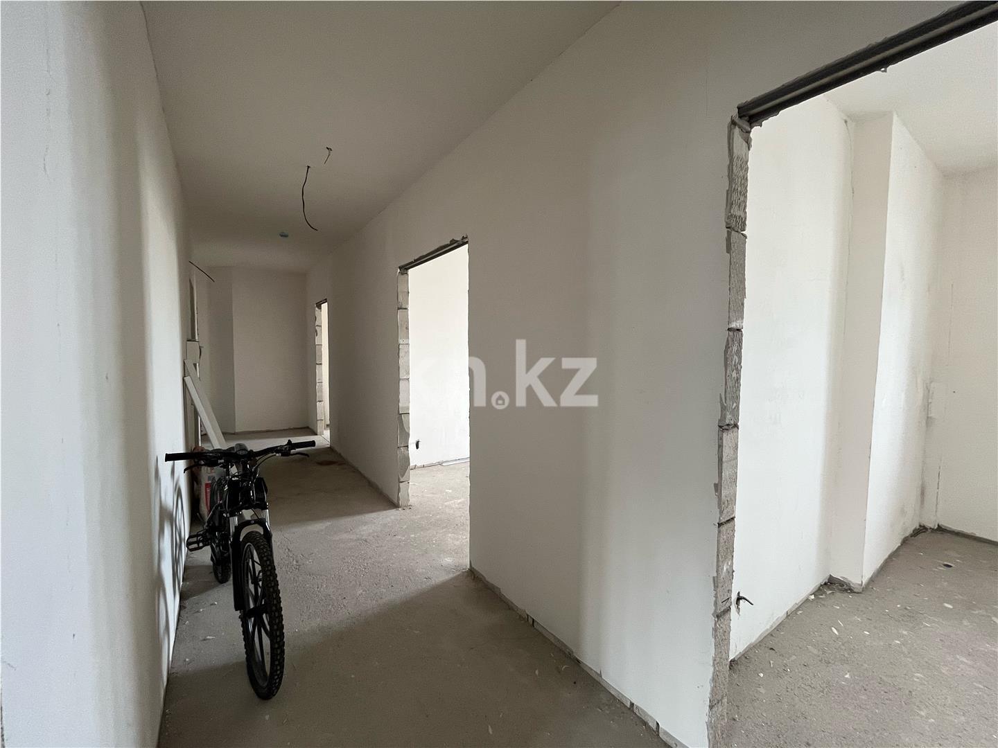 Продажа 3-комнатной квартиры, 92.7 м² в Астане - фото 15