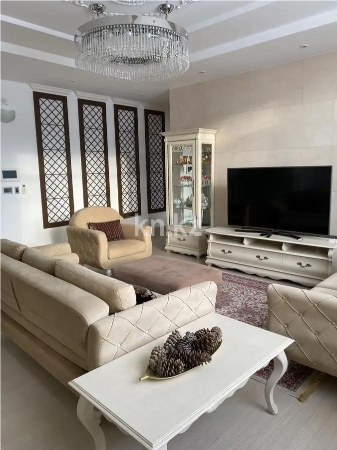 Продажа 4-комнатной квартиры, 168 м² в Астане