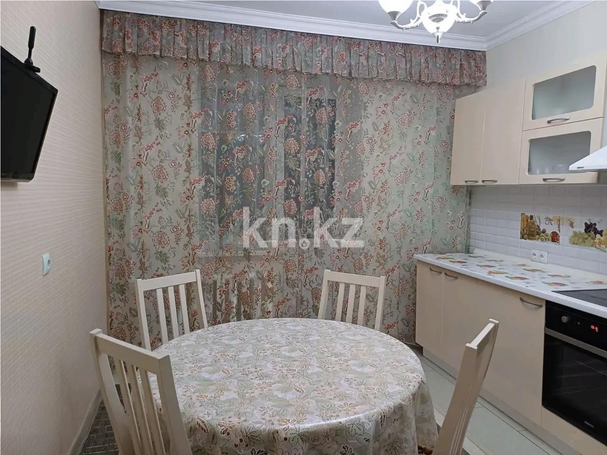 Продажа 2-комнатной квартиры, 66 м², ул. Отырар, дом  10 в Астане - фото 3