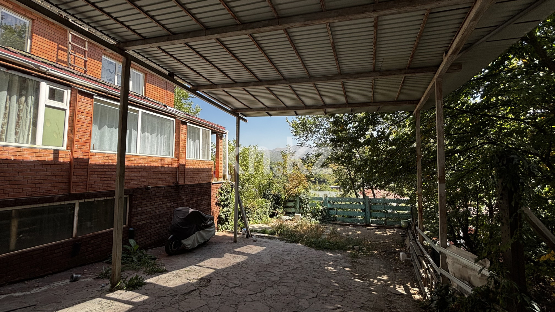 Продажа 10-комнатного дома, 357 м², пер. Кербулакский в Алматы