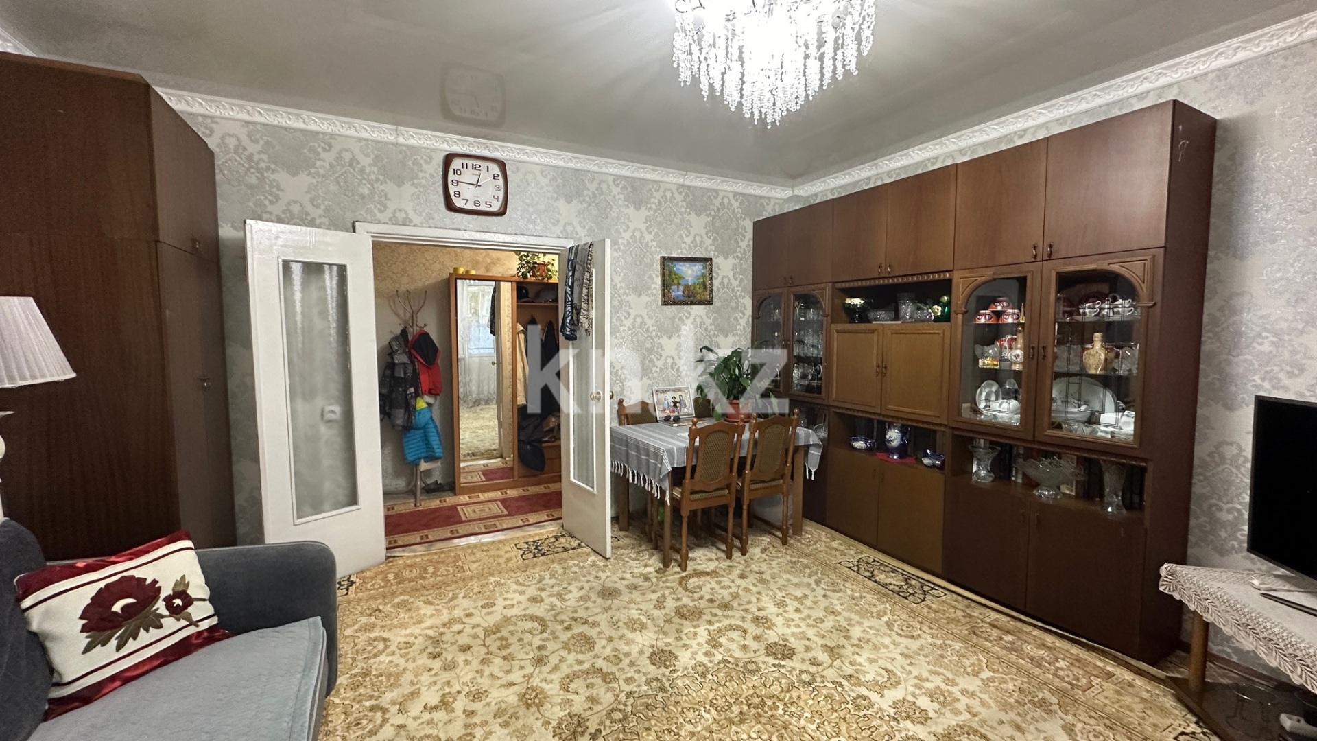 Продажа 4-комнатной квартиры, 80 м², мкр. Самал-2 в Алматы