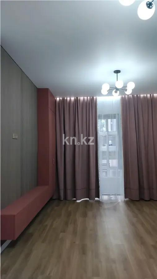 Продажа 4-комнатной квартиры, 110 м² в Астане