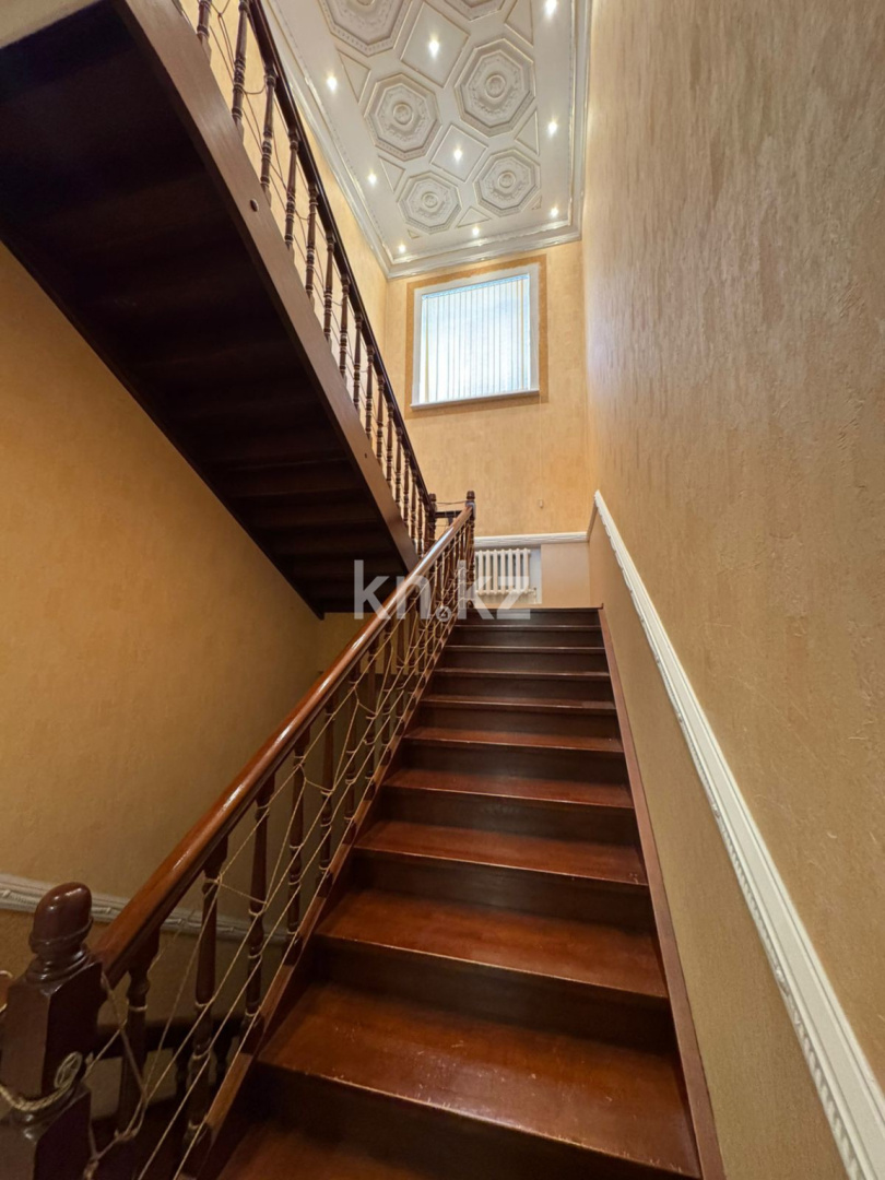 Продажа 6-комнатного дома, 470 м², ул. Турысова в Астане - фото 4