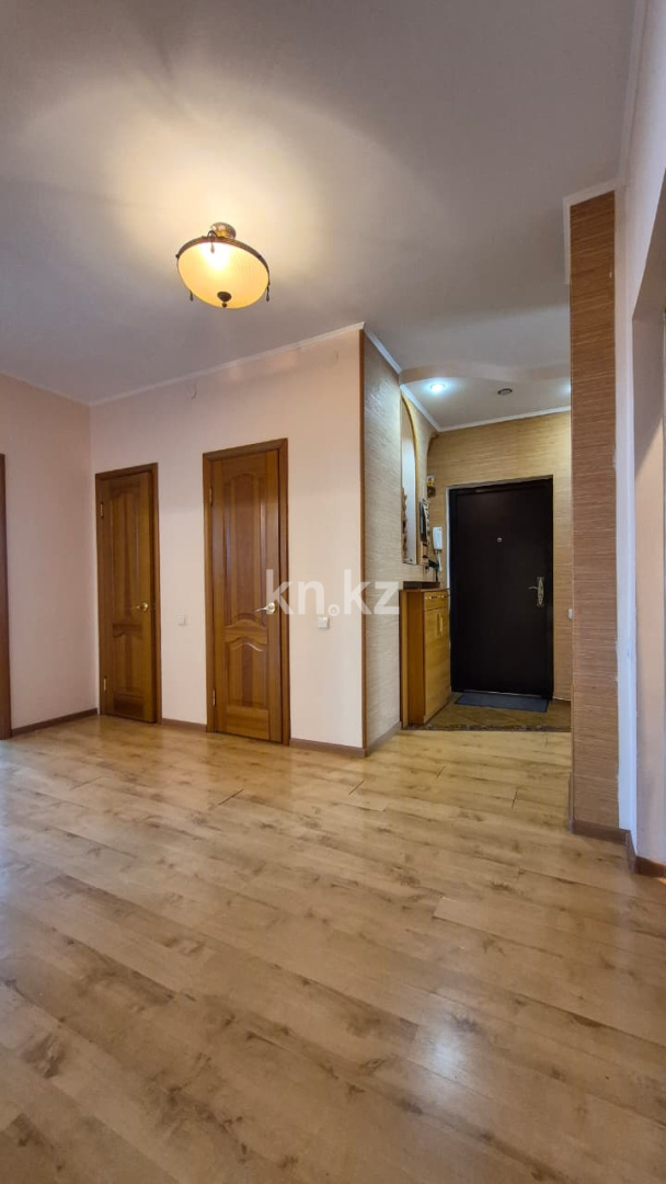 Продажа 4-комнатной квартиры, 123 м², мкр-н Сарыарка, дом  39 в Атырау - фото 15