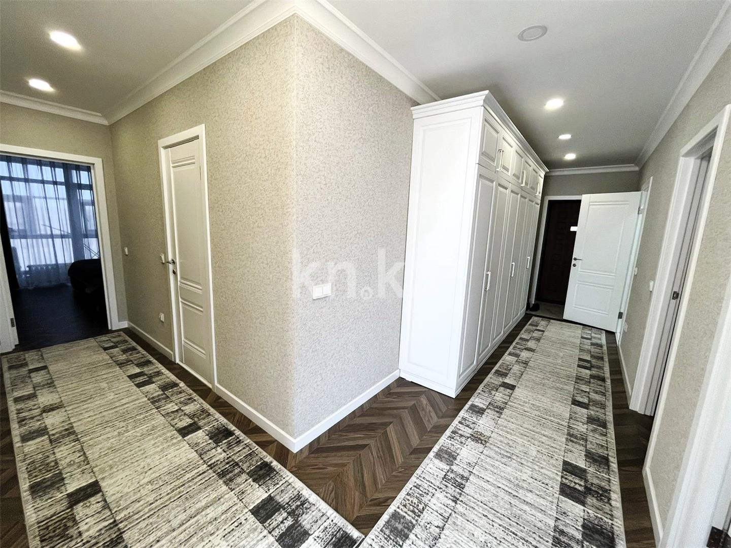 Продажа 4-комнатной квартиры, 121 м² в Караганде - фото 20