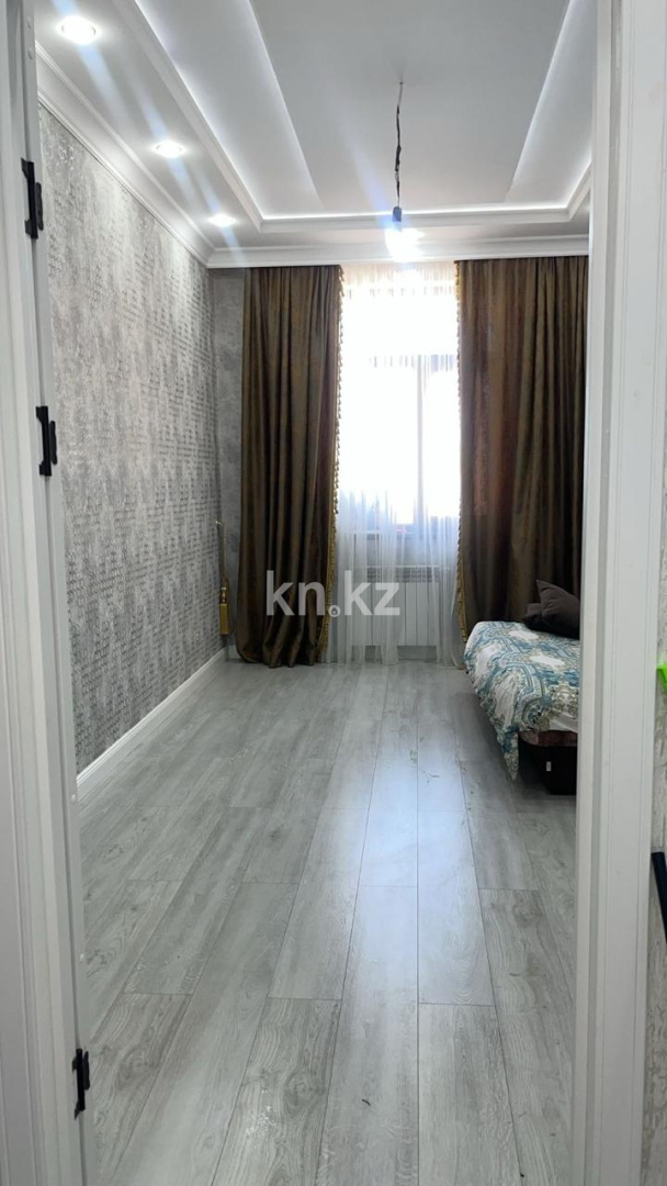 Продажа 2-комнатной квартиры, 84 м², мкр-н 17, дом  20 в Актау