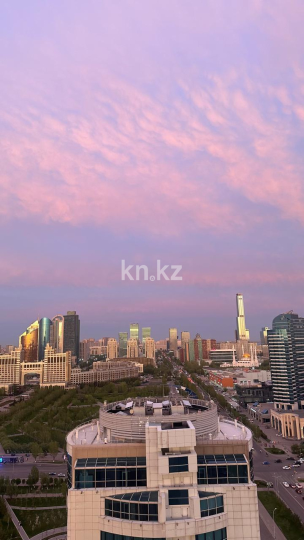 Продажа 4-комнатной квартиры, 157 м² в Астане