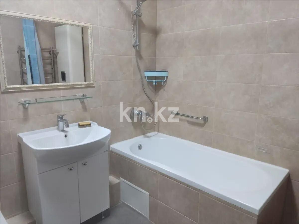 Продажа 2-комнатной квартиры, 95.8 м² в Алматы - фото 4
