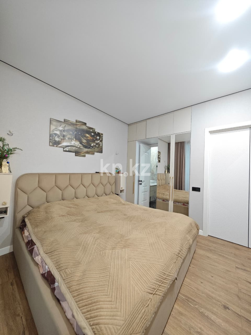 Продажа 3-комнатной квартиры, 74 м², ул. Букетова, дом  3/5 в Караганде - фото 12