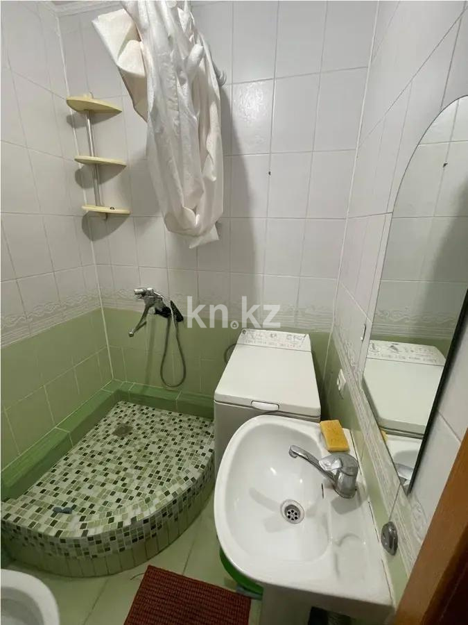 Продажа 2-комнатной квартиры, 42 м², мкр-н Коктем-3, дом  12 в Алматы - фото 4