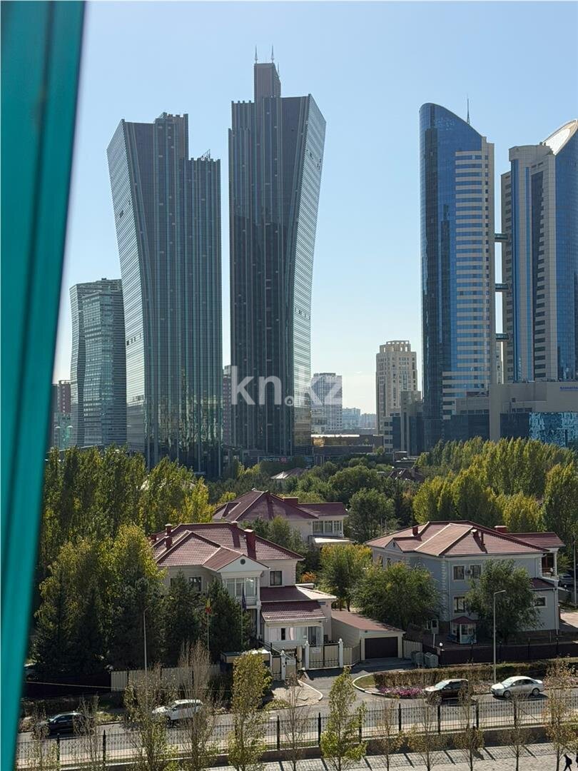 Продажа 4-комнатной квартиры, 108.7 м² в Астане - фото 14
