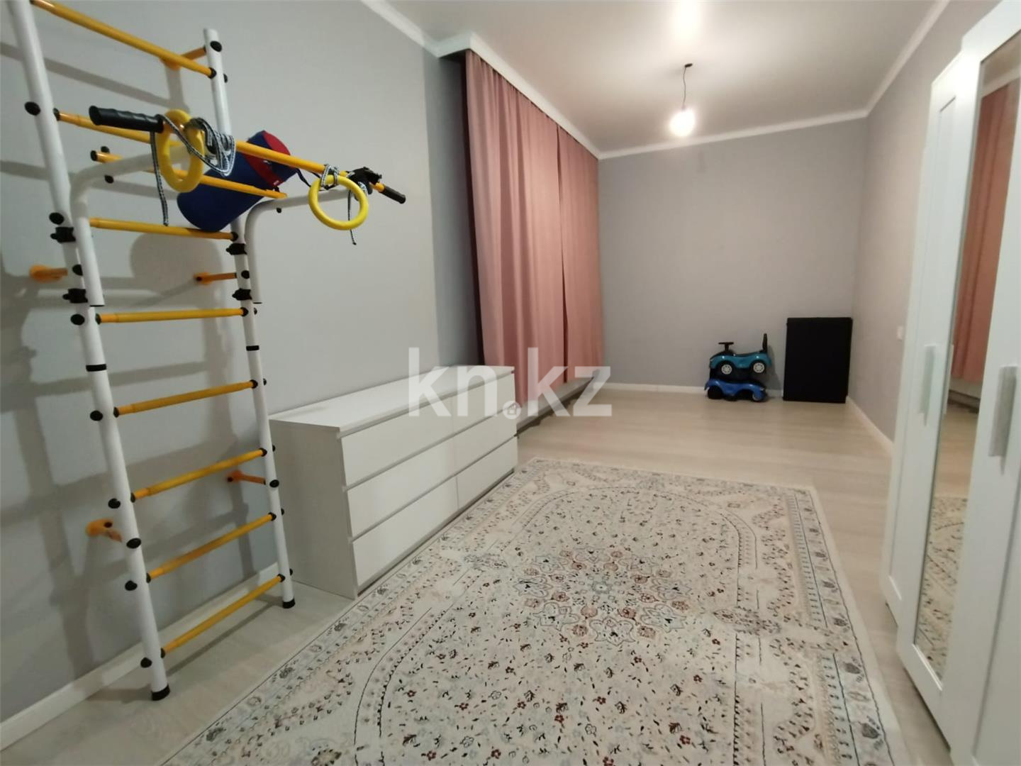 Продажа 2-комнатной квартиры, 67.8 м², ул. Гапеева в Караганде - фото 2