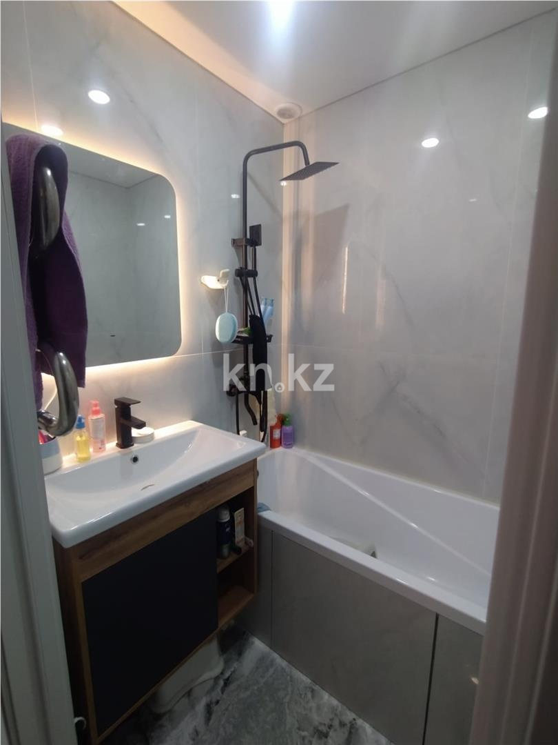 Продажа 5-комнатной квартиры, 105 м², мкр-н Голубые Пруды в Караганде - фото 14