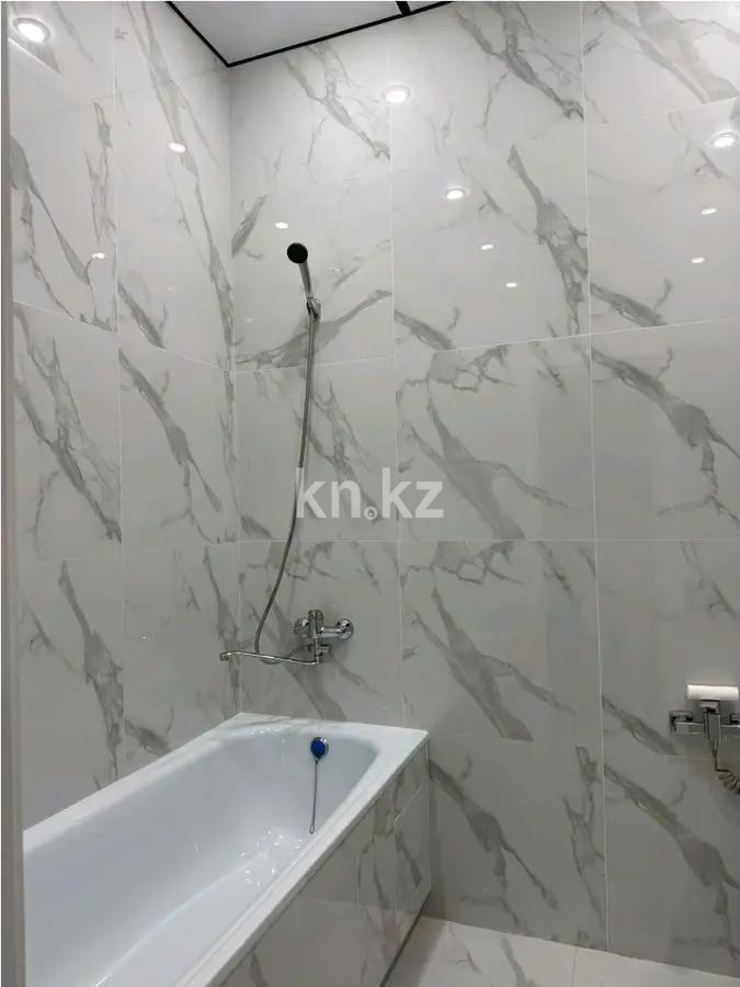 Продажа 2-комнатной квартиры, 58 м², ул. Университетская в Караганде - фото 12