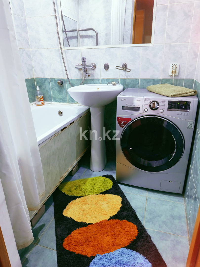 Аренда 2-комнатной квартиры посуточно, 57 м², пр. Абая, дом  104/1 в Уральске - фото 3