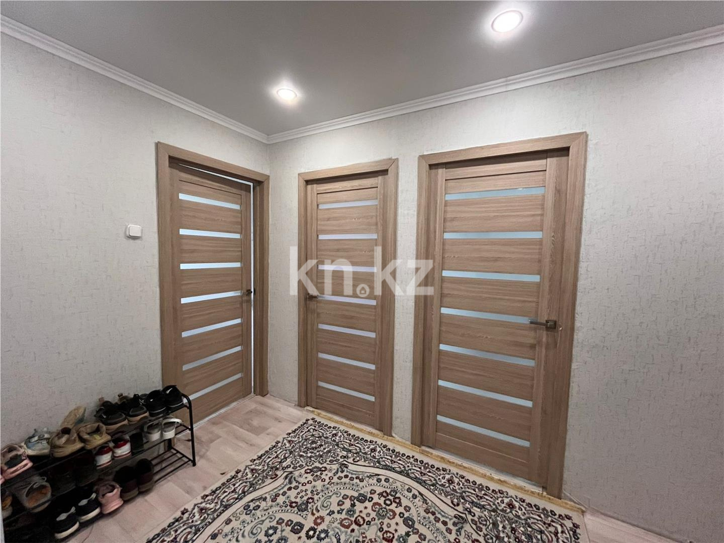 Продажа 3-комнатной квартиры, 62 м², мкр-н 15 в Караганде - фото 7