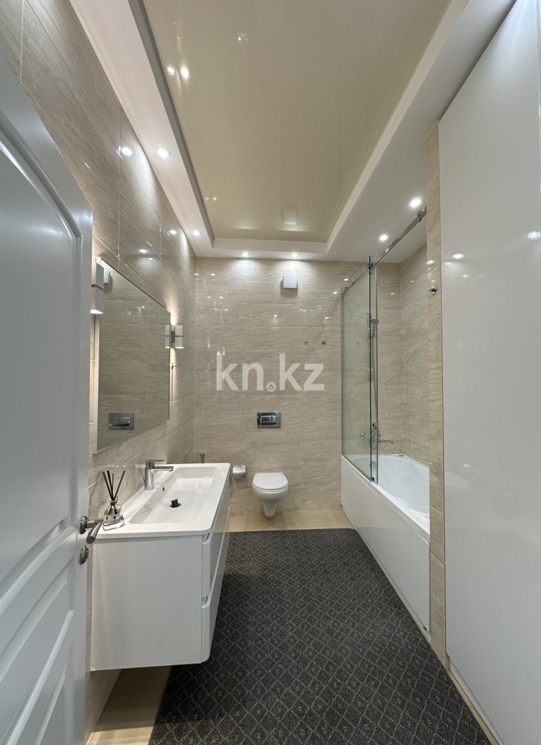 Продажа 4-комнатной квартиры, 198 м², ул. Ботаническая, дом  12/12 в Караганде - фото 35