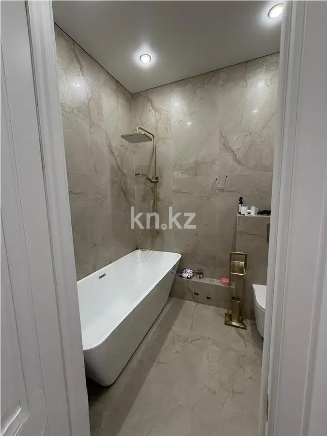 Продажа 3-комнатной квартиры, 94.5 м² в Алматы - фото 5