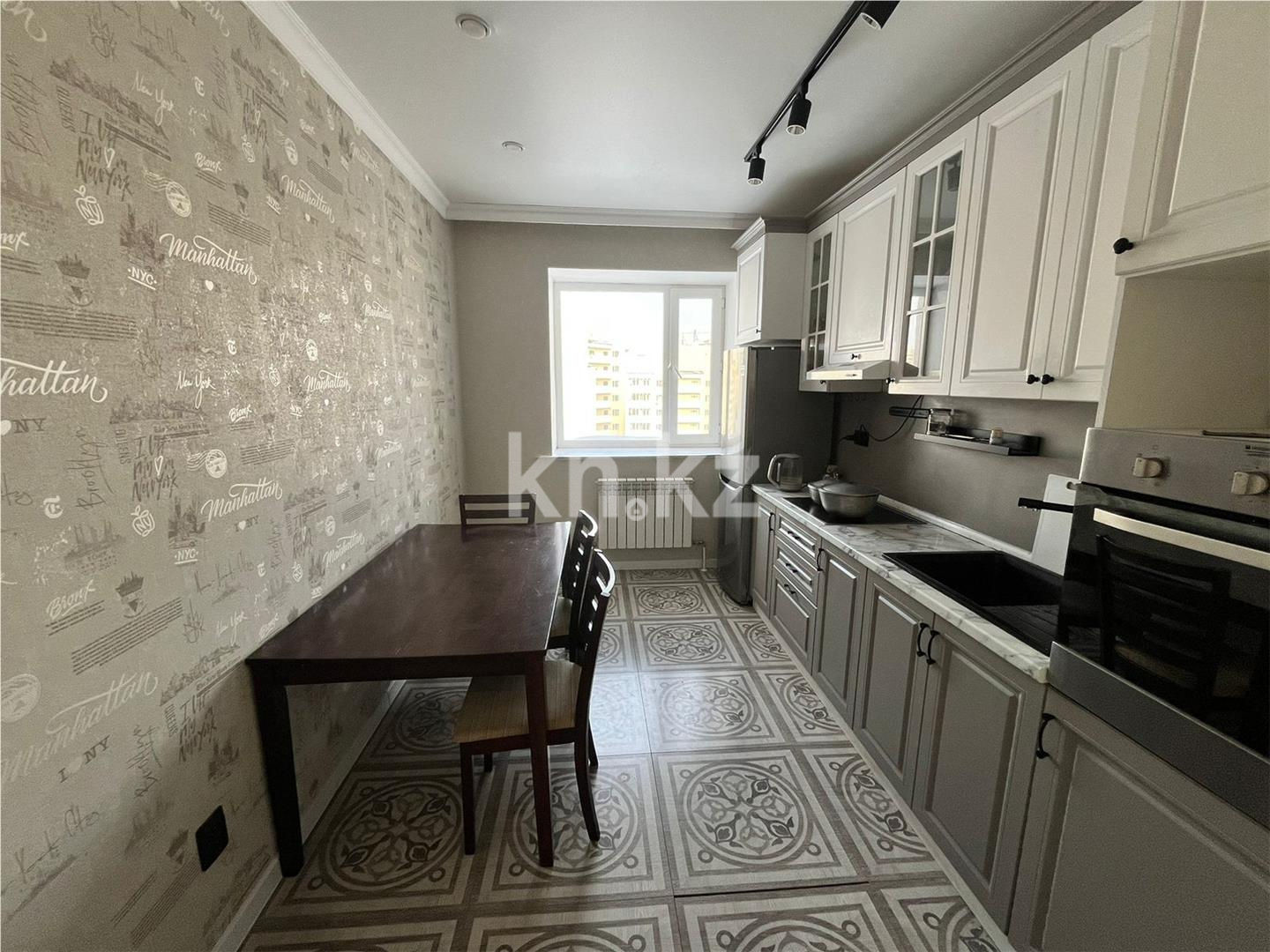 Продажа 4-комнатной квартиры, 84 м² в Астане