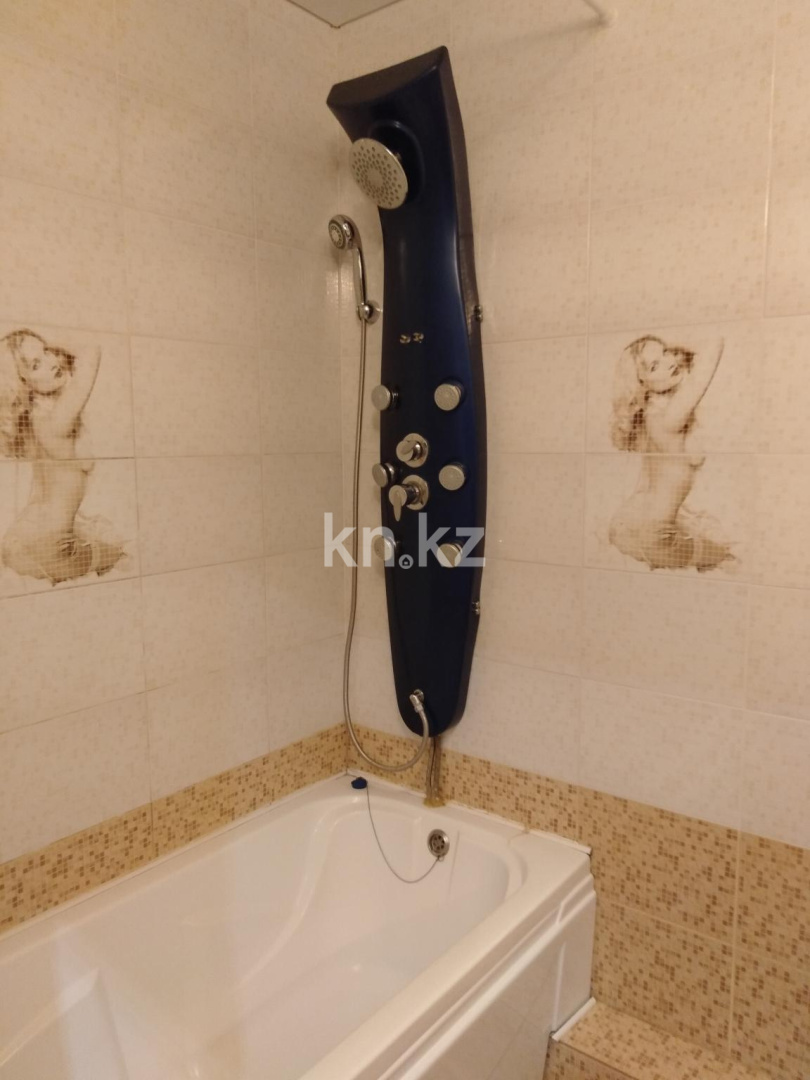 Аренда 1-комнатной квартиры посуточно, 35 м², ул. Победы, дом  105 в Уральске - фото 7