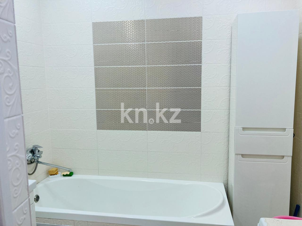 Продажа 4-комнатной квартиры, 87 м², ул. Карбышева в Караганде - фото 12