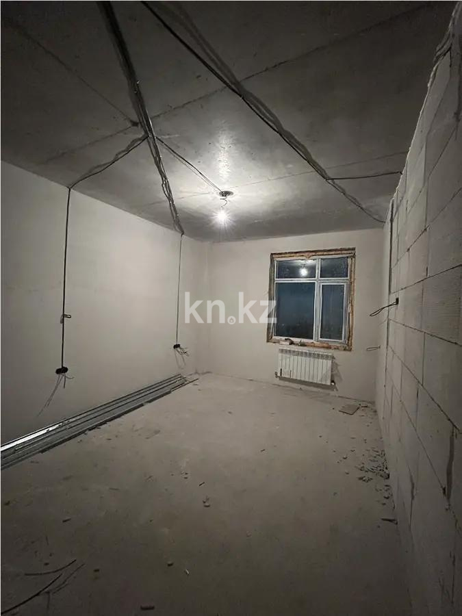 Продажа 3-комнатной квартиры, 98 м², ул. Букетова, дом  3/2 в Караганде