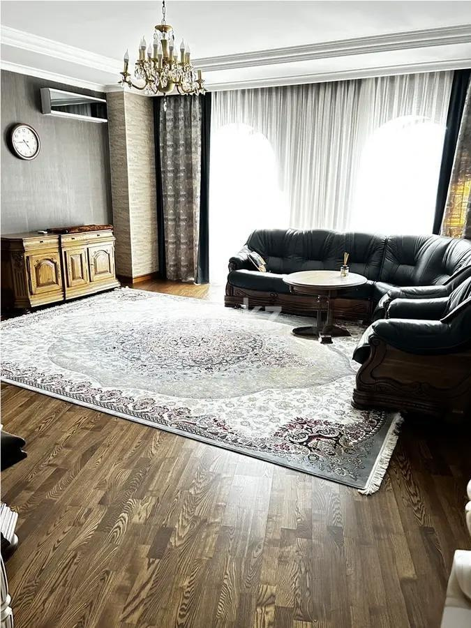 Продажа 5-комнатной квартиры, 450 м² в Алматы - фото 2