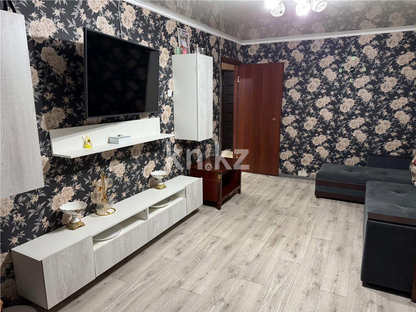 Продажа 3-комнатной квартиры, 64 м², мкр-н 22 в Караганде - фото 2