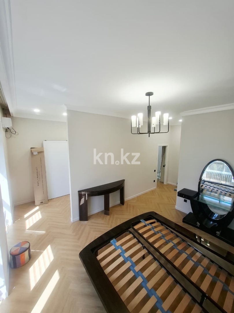 Продажа 4-комнатной квартиры, 142.4 м² в Алматы - фото 19