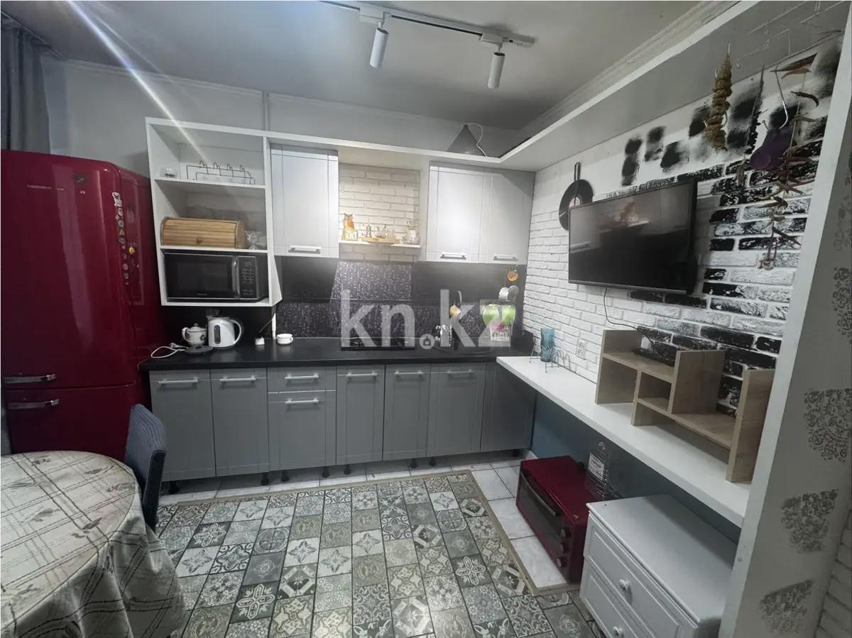 Продажа 2-комнатной квартиры, 51 м², мкр-н Аксай-4, дом  44 в Алматы - фото 2