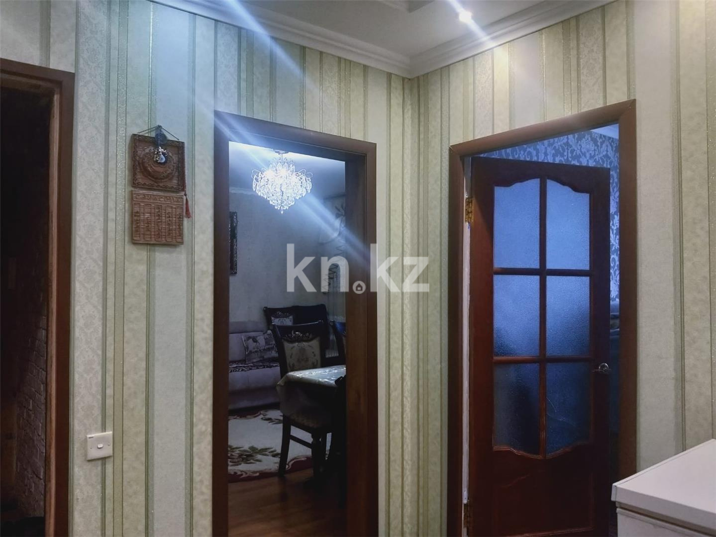 Продажа 3-комнатной квартиры, 64 м², мкр-н Восток-3 в Караганде - фото 17