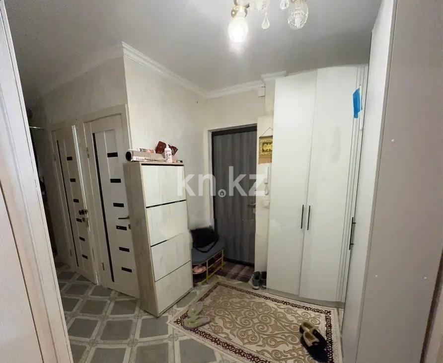 Продажа 3-комнатной квартиры, 62 м², ул. Муканова в Караганде - фото 7
