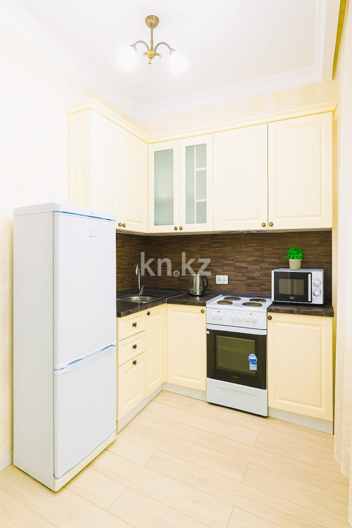 Аренда 1-комнатной квартиры посуточно, 40 м², пр. Кабанбай батыра, дом  29/2 - ул. Сыганак в Астане - фото 7