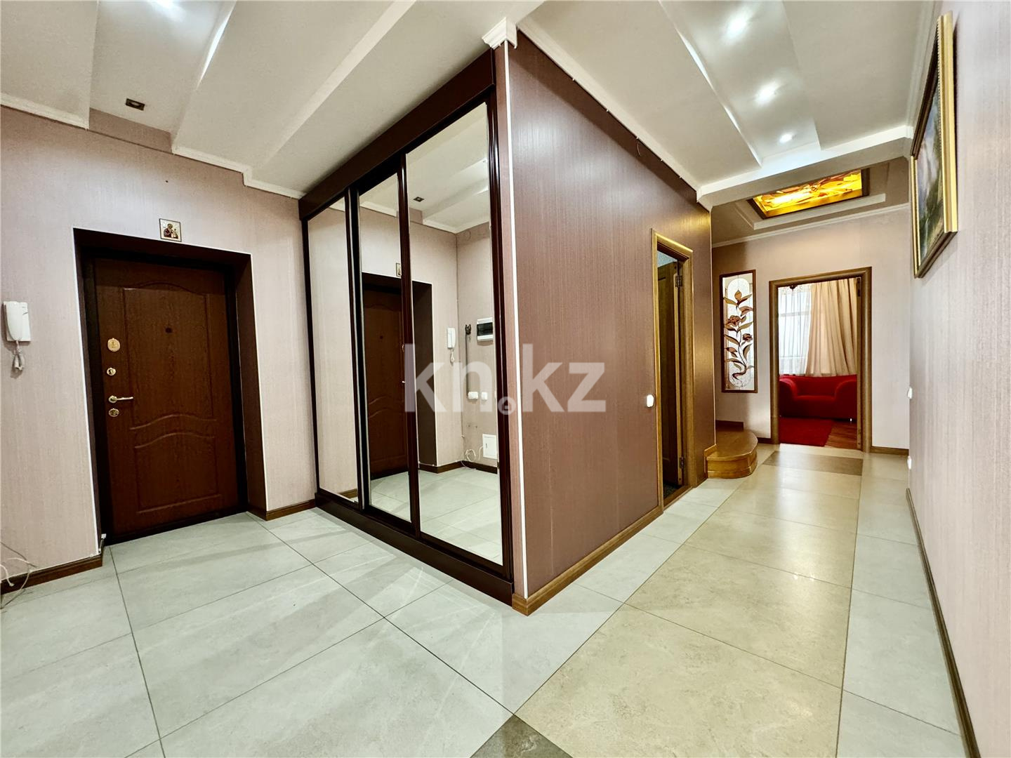 Продажа 6-комнатной квартиры, 227 м² в Караганде - фото 13